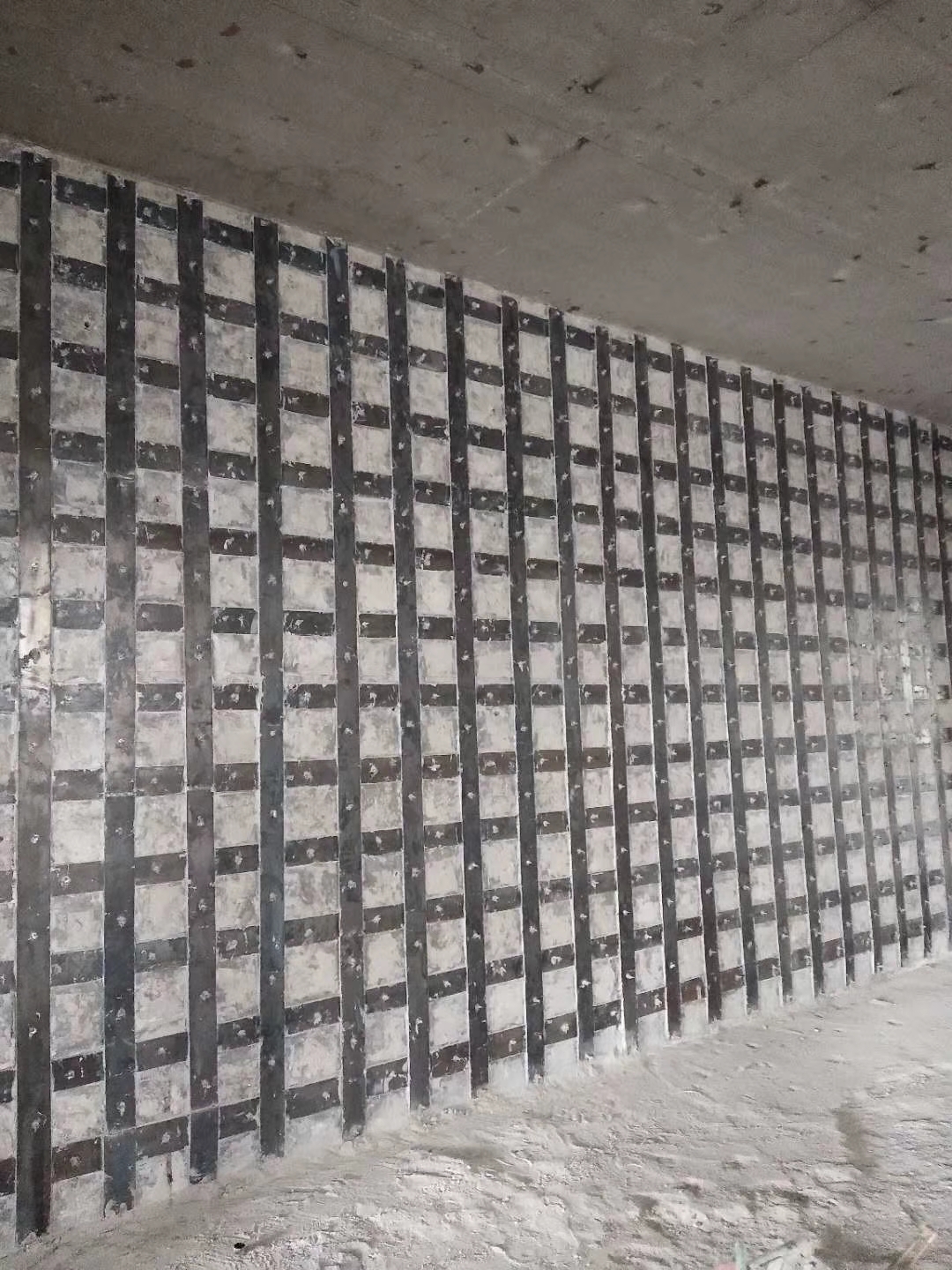 淄川墙面裂缝修补方法